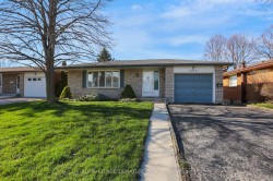 Lower-1506 Queen's Boulevard  Kitchener, ON N2M 1E4