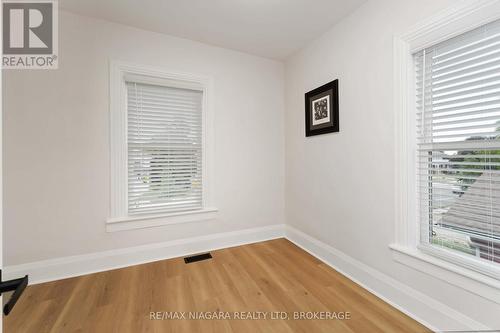 4367 Ontario Street, Lincoln (Beamsville), ON - Indoor Photo Showing Other Room