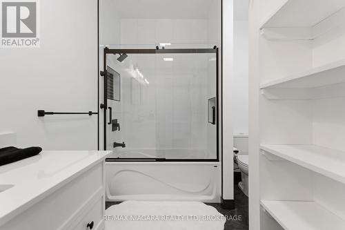 4367 Ontario Street, Lincoln (Beamsville), ON - Indoor