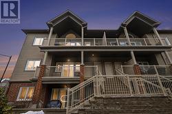 J - 362 WOOD ACRES GROVE  Ottawa, ON K1T 0M7