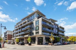 2469 Sidney Ave  Sidney, BC V8L 3A6