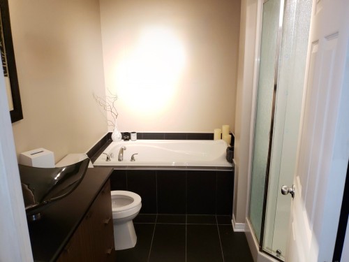 Salle de bains - 3-6010 Boul. Chevrier, Brossard, QC - Indoor Photo Showing Bathroom