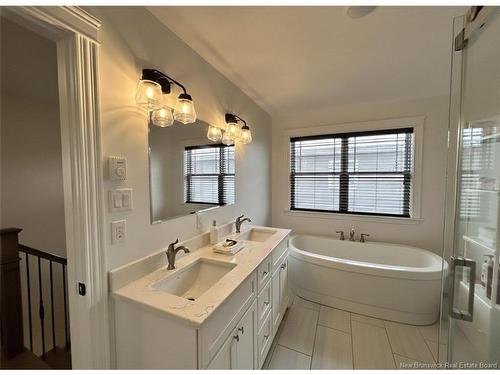 39 Bramble Wy, Fredericton, NB 