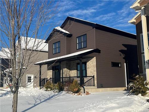 39 Bramble Wy, Fredericton, NB 