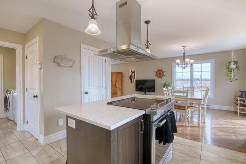Cuisine - 2301Z Ch. Wolfe Ridge, Clarenceville, QC - Indoor Photo Showing Kitchen