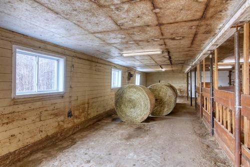 Grange - 2301Z Ch. Wolfe Ridge, Clarenceville, QC - Indoor Photo Showing Other Room