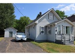 89 Broadway ST  Moncton, NB E1A 3Y1