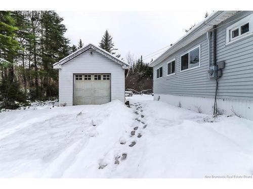 261 Shanklin Rd, Bains Corner, NB 