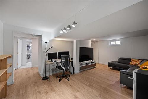 14 Argonne Bay, Winnipeg, MB 