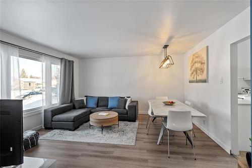 14 Argonne Bay, Winnipeg, MB 