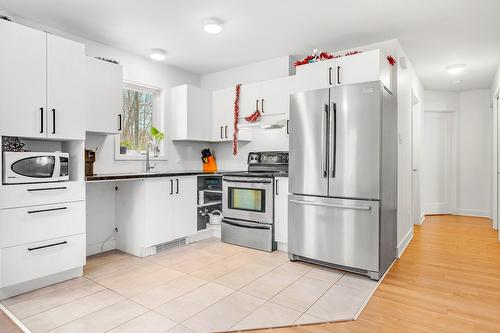 Kitchen - 128Z  - 130Z Rue Mario, Saint-Calixte, QC - Indoor Photo Showing Kitchen