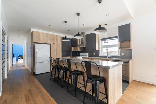Kitchen - 322  - 324 Ch. De Wexford, Shannon, QC - Indoor Photo Showing Kitchen With Upgraded Kitchen
