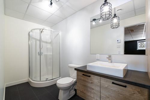 Bathroom - 322  - 324 Ch. De Wexford, Shannon, QC - Indoor Photo Showing Bathroom