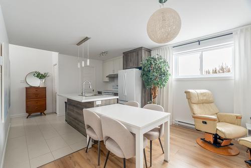 Dining room - 322  - 324 Ch. De Wexford, Shannon, QC - Indoor Photo Showing Dining Room