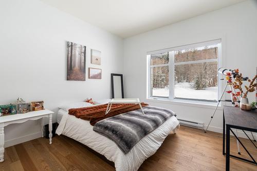 Bedroom - 322Z  - 324Z Ch. De Wexford, Shannon, QC - Indoor Photo Showing Bedroom