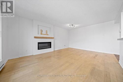 308 - 15 Murray Street, Ottawa, ON - Indoor Photo Showing Living Room With Fireplace
