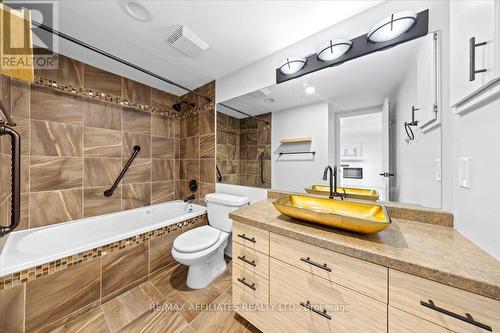 308 - 15 Murray Street, Ottawa, ON - Indoor Photo Showing Bathroom