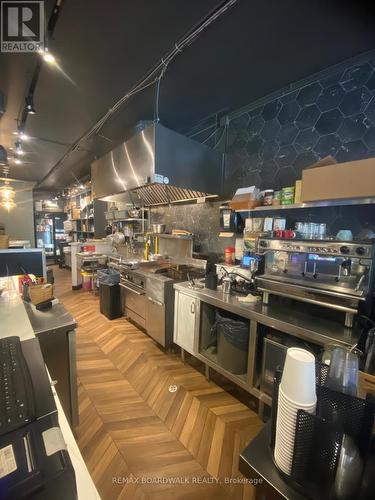 296 Somerset Street E, Ottawa, ON 