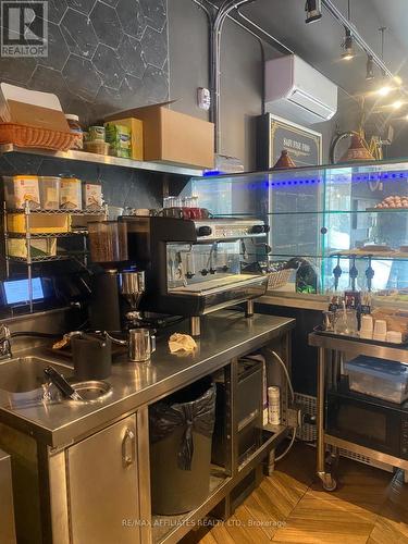 296 Somerset Street E, Ottawa, ON 