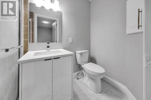 Full Washroom - 714 Sanibel Private, Ottawa, ON - Indoor Photo Showing Bathroom