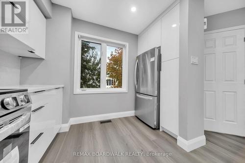 714 Sanibel Private, Ottawa, ON - Indoor Photo Showing Kitchen