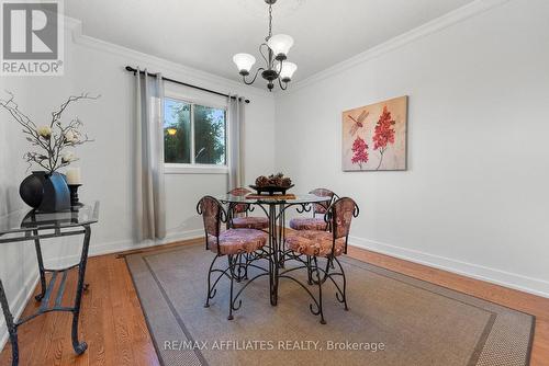 Accommodate a large family dinner. - 31 Exeter Drive, Ottawa, ON - Indoor Photo Showing Other Room