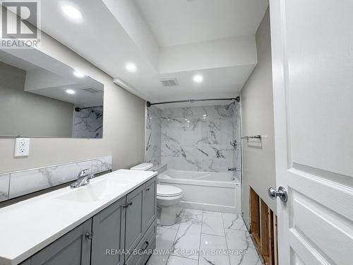 232 Cooks Mill Crescent, Ottawa, ON - Indoor Photo Showing Bathroom