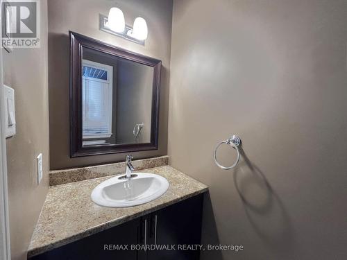 232 Cooks Mill Crescent, Ottawa, ON - Indoor Photo Showing Bathroom