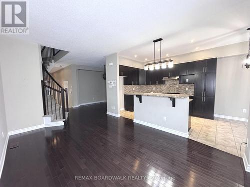 232 Cooks Mill Crescent, Ottawa, ON - Indoor Photo Showing Kitchen