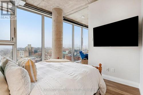 710 - 354 Gladstone Avenue, Ottawa, ON - Indoor Photo Showing Bedroom