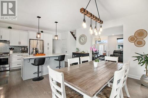 129 Lyon Street, Russell, ON - Indoor Photo Showing Dining Room