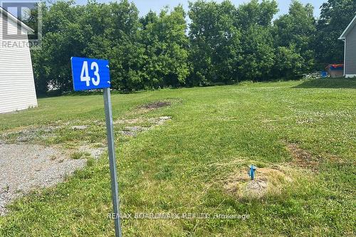 43 King Street, Montague, ON 