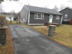 56 Mansion Avenue  Halifax, NS B3R 1E2