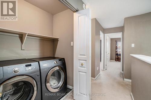 714 Regiment Avenue, Ottawa, ON - Indoor Photo Showing Laundry Room