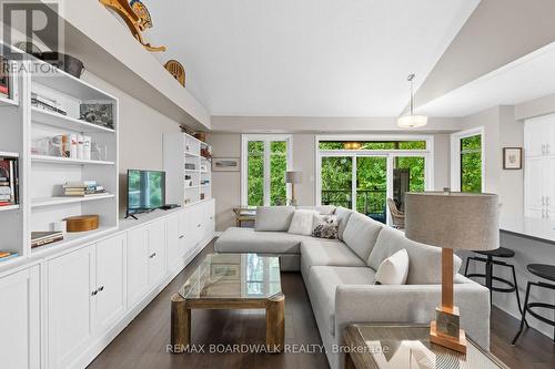 H - 1030 Beryl Private, Ottawa, ON - Indoor Photo Showing Living Room