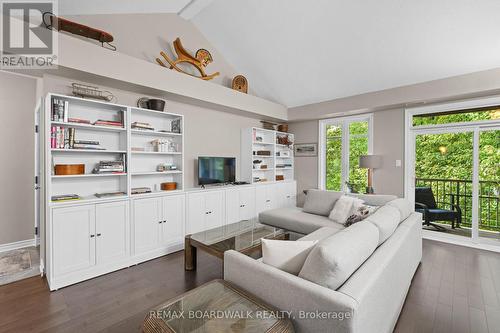 Built in Wall Unit - H - 1030 Beryl Private, Ottawa, ON - Indoor Photo Showing Living Room