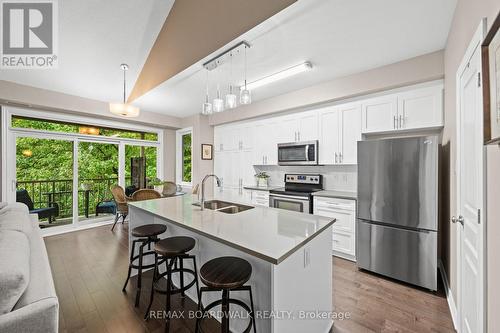 H - 1030 Beryl Private, Ottawa, ON - Indoor Photo Showing Kitchen With Double Sink With Upgraded Kitchen