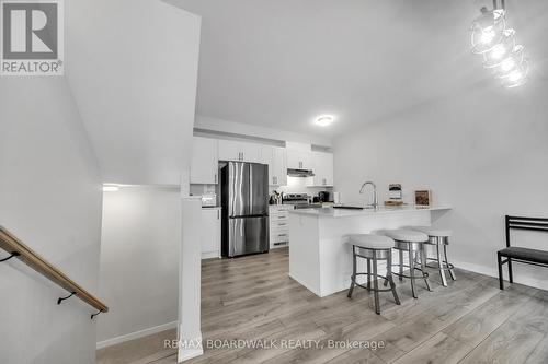 189 Beebalm Crescent, Ottawa, ON - Indoor Photo Showing Kitchen