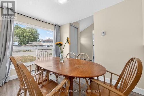 720 Parkview Crescent, Cambridge, ON - Indoor Photo Showing Dining Room
