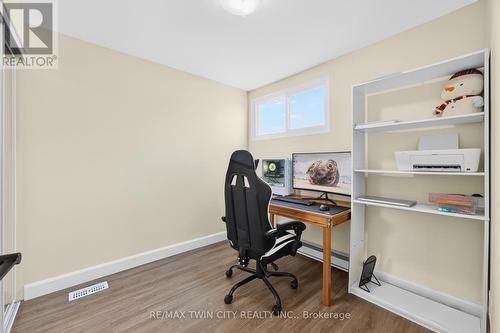 720 Parkview Crescent, Cambridge, ON - Indoor Photo Showing Other Room