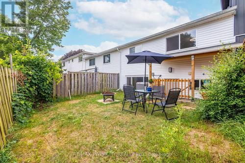 720 Parkview Crescent, Cambridge, ON - Outdoor