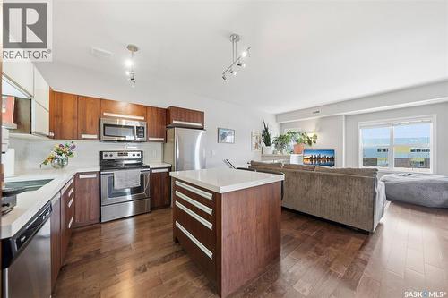 103 1120 Hampton Circle, Saskatoon, SK - Indoor Photo Showing Kitchen