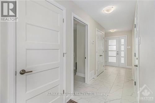 1219 Montblanc Crescent, Russell, ON - Indoor Photo Showing Other Room