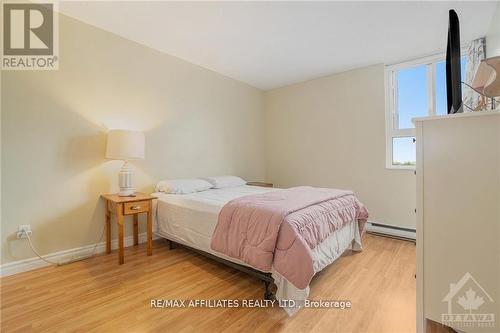 Spacious bedrooms! - 717 - 2000 Jasmine Crescent, Ottawa, ON - Indoor Photo Showing Bedroom