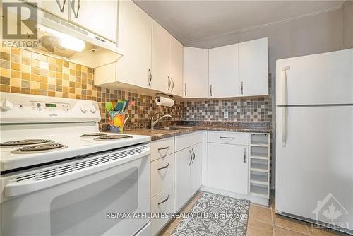 All appliances are included! - 717 - 2000 Jasmine Crescent, Ottawa, ON - Indoor Photo Showing Kitchen