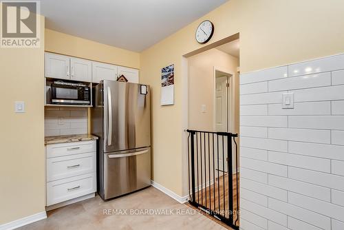 39 Inwood Drive, Ottawa, ON - Indoor Photo Showing Kitchen