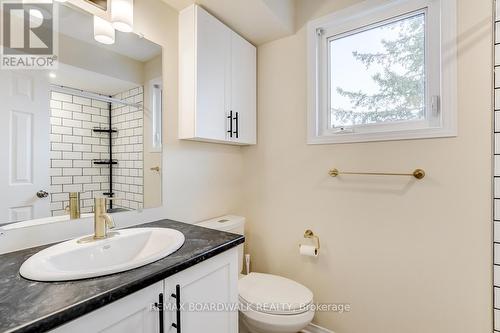 39 Inwood Drive, Ottawa, ON - Indoor Photo Showing Bathroom