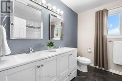 Big Bright Bathroom - 