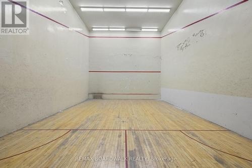 Indoor squash court - 2305 - 1025 Richmond Road, Ottawa, ON - Indoor
