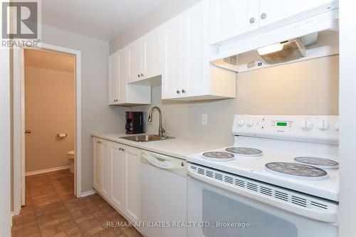 87A - 758 St Andre Drive, Ottawa, ON - Indoor Photo Showing Kitchen